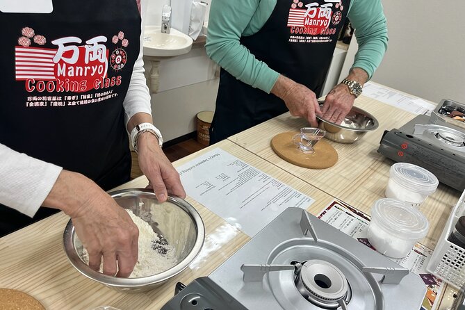 Kyoto: Japanese Udon and Sushi Cooking Class - Memorable Moments During the Class