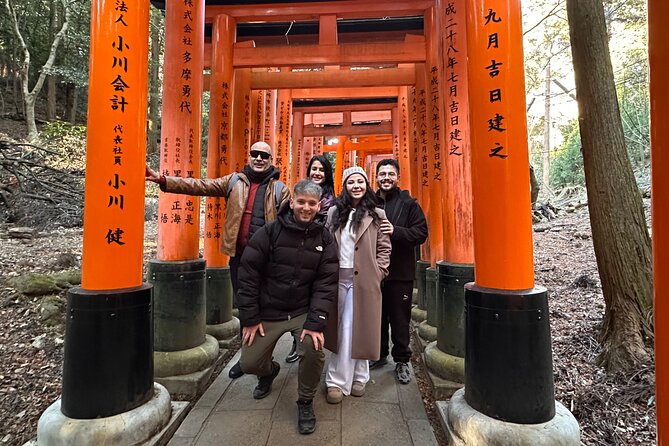 Kyoto Tour: Fushimi Inari Bamboo Forest and Kinkakuji - Exploring the Fushimi Inari Shrine