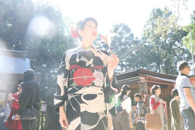 Kyoto: Traditional Kimono Rental Experience at WARGO - Preparing for the Experience