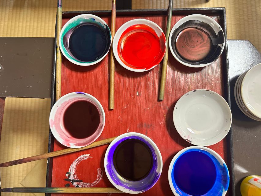 Kyoto: Traditional Yuzen Dyeing Experience - Handkerchief Dyeing Experience