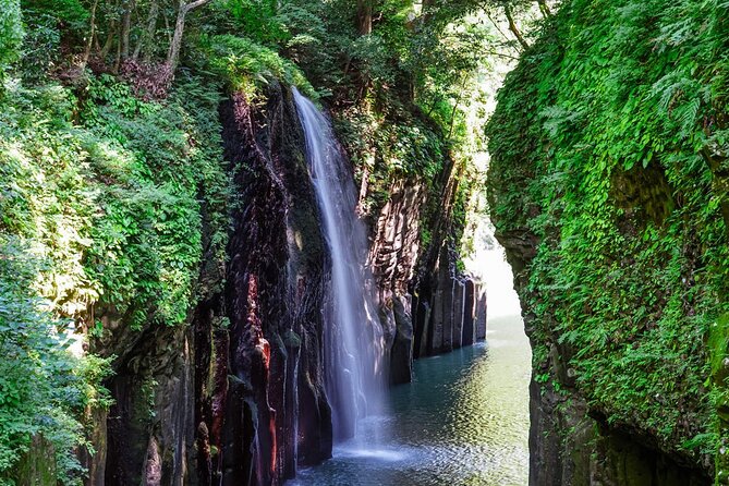 Kyushu Day Trip to Takachiho Gorge and Shrines From Fukuoka - Accessibility and Health Restrictions