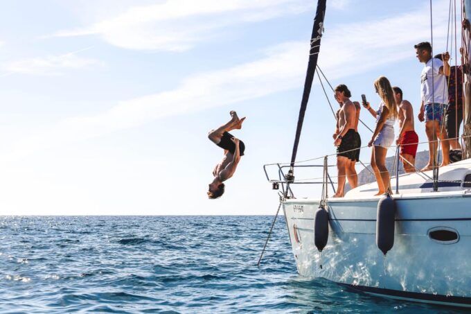 La Herradura: Sailing and Dolphin Watching Tour - Frequently Asked Questions