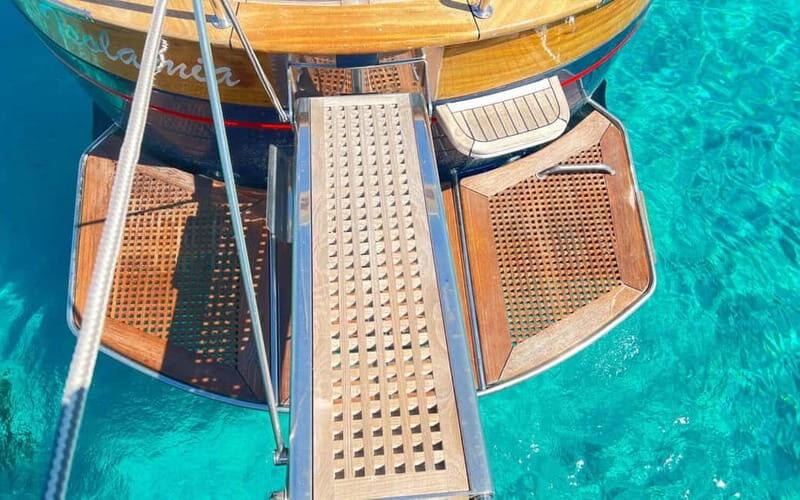 La Maddalena Archipelago: private all inclusive boat tour - The Experience and Its Value