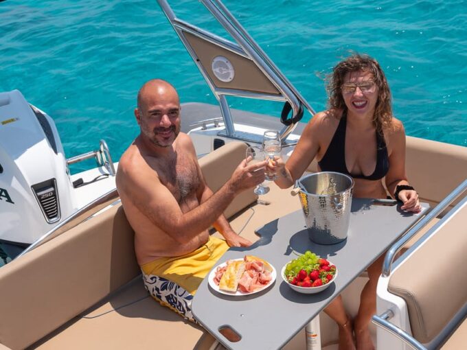 La Maddalena Archipelago, Snorkeling Tour and Swimming Stops - Accessibility Information