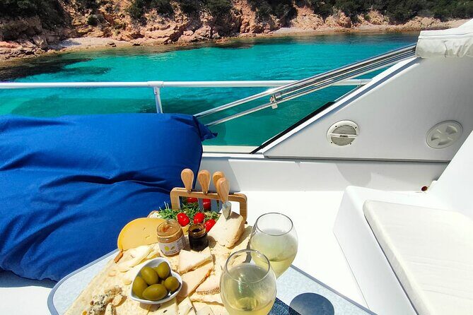 La Maddalena Archipelago Tour with Motorboat DC12 - Practical Tips for Booking and Enjoyment