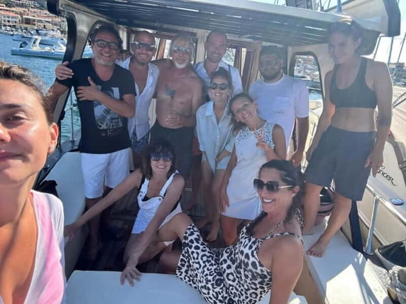 La Maddalena boat tour with lunch and drinks included - Why Consider the La Maddalena Boat Tour?