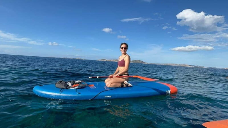 La Maddalena: Stand-Up Paddleboard Yoga Class - What to Expect from the Paddleboard Yoga Class