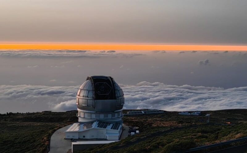 La Palma: Roque De Los Muchachos Stargazing Tour With Wine - Guide and Language Support