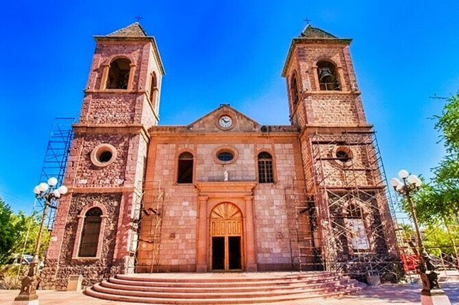 La Paz and Todos Santos Day Trip with Lunch - Who Should Book This Tour?