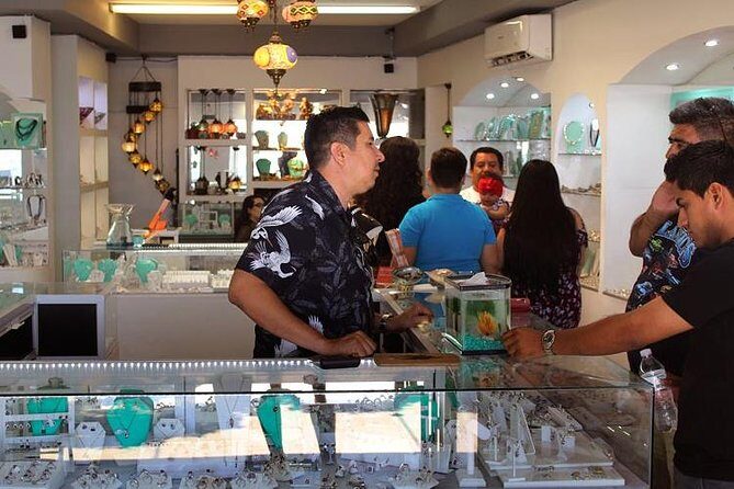 La Paz Paradise: Balandra & beyond - Who Might Be Less Satisfied?