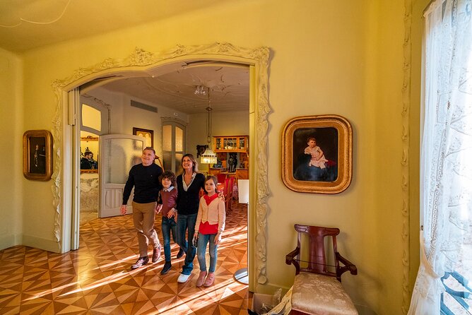 La Pedrera-Casa Mila Admission Ticket With Audioguide - Reviews