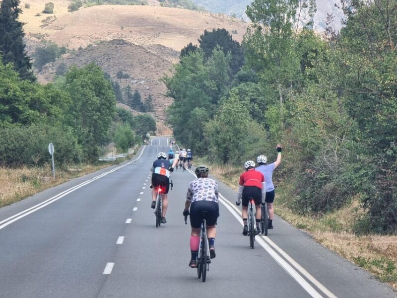La Rioja: Ride Camp Classic Climbs of Spain - Customized Cycling Routes