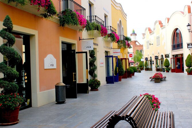 La Roca Village Shopping Private Tour From Barcelona - Inclusions