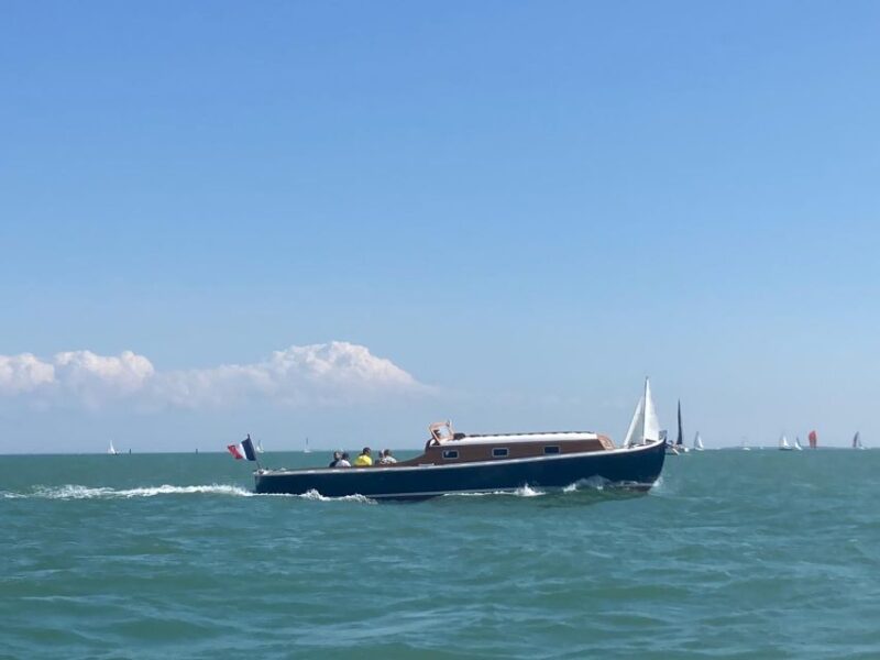La Rochelle: 1-Hour Boat Tour of the Bay - Customer Feedback and Ratings