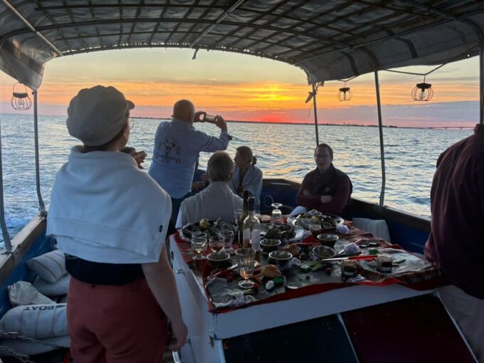 La Rochelle - 2-Hour Chilled Cruise for Friends - Customer Reviews