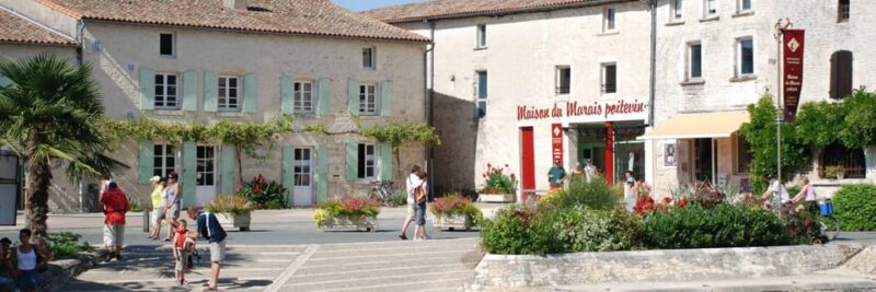 La Rochelle: Marais Poitevin Private Guided Tour by Car - Visitor Information and Recommendations