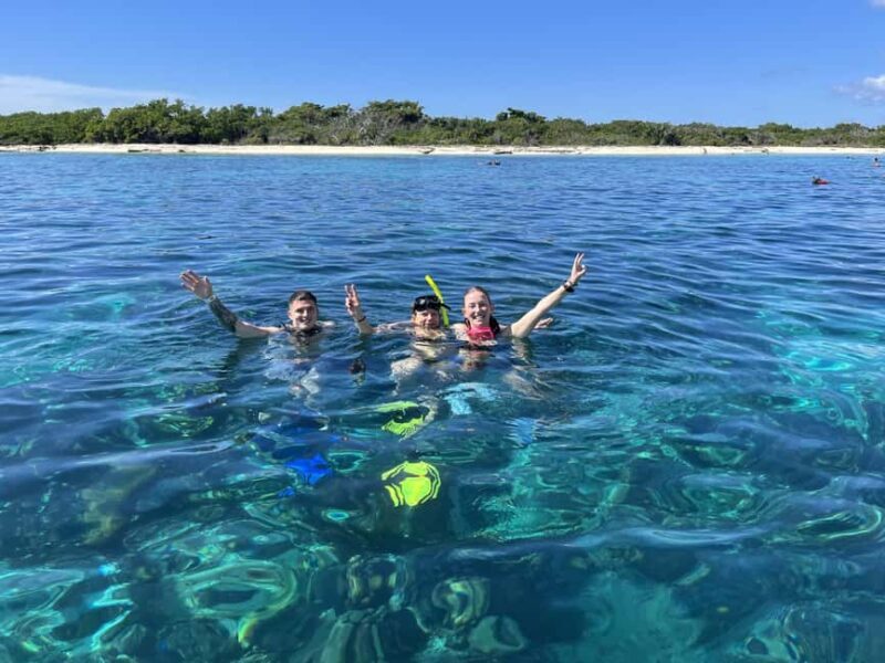 La Romana: Catalina Island for Mein Schiff Cruise Passengers - Key Points