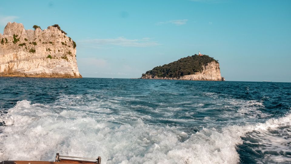 La Spezia: 6-Hour Boat Trip With Swim & Diving Stops - Key Points