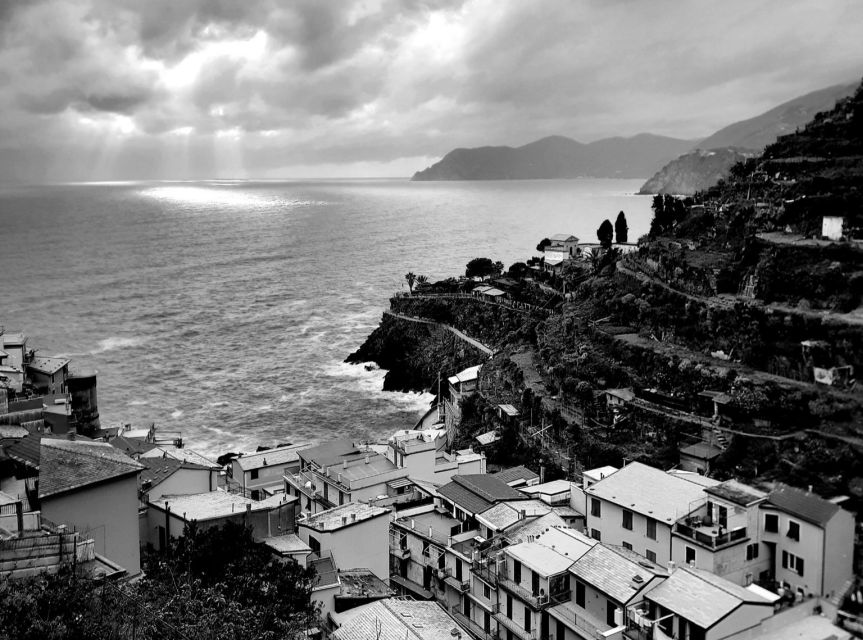 La Spezia: Cinque Terre Tour With Professional Photographer - Capture Unique Perspectives