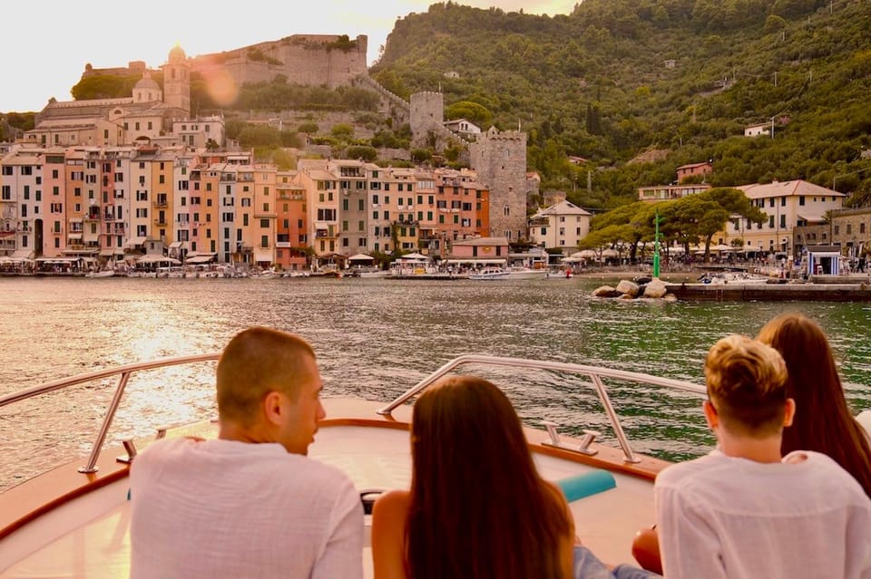 La Spezia: Gulf of Poets Sunset Boat Tour with Drinks - Key Points
