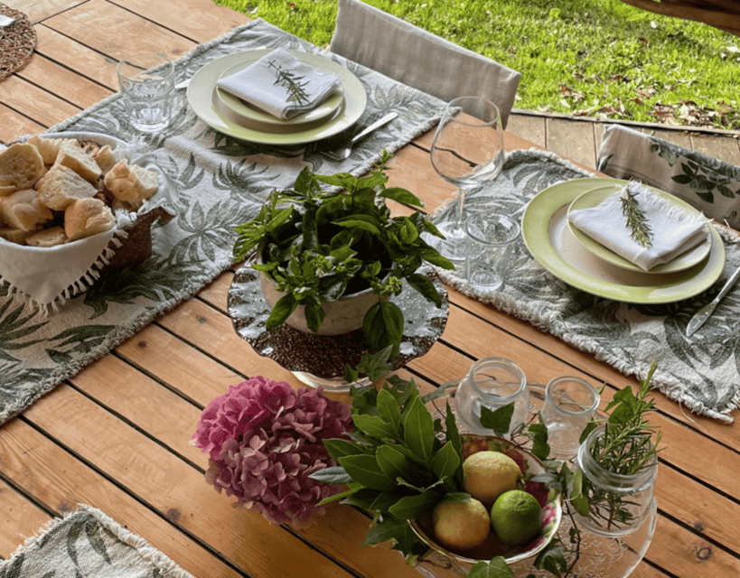 La Spezia: Home Restaurant Experience With Pool Access - Experience Overview