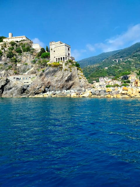 La Spezia : Morning or Sunset Cinque Terre Tour & Aperitif - The Sum Up