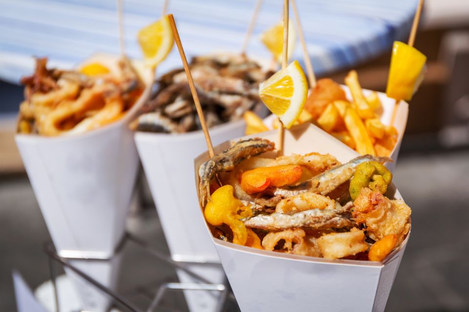 La Spezia: Small-Group Street Food Tour - Sharing Food Passion