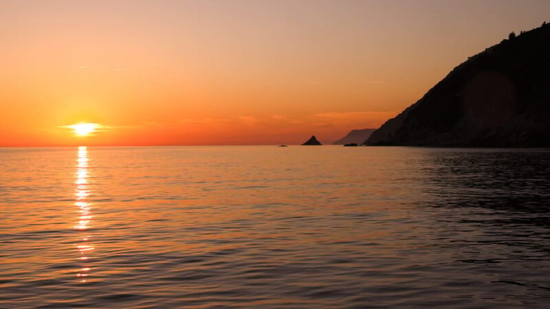 La Spezia: Sunset in Portovenere With Wine, Music & Focaccia - Key Points