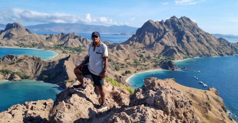 LABUAN BAJO EXCURSIONS : DAY SEA TOUR - Tour Details and Itinerary