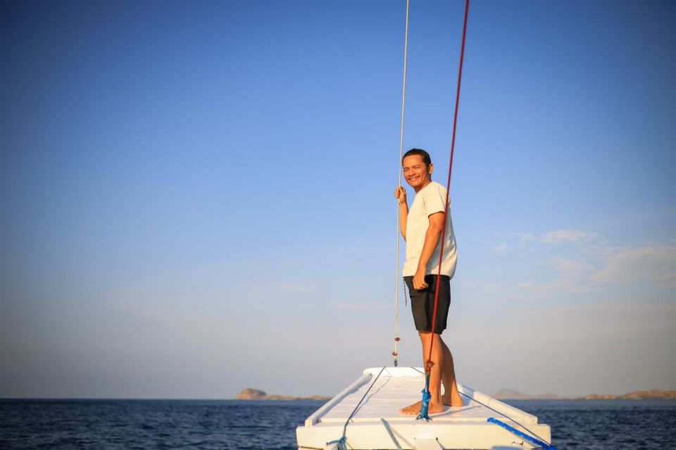 Labuan Bajo: One Day Tour to Explore Komodo National Park - Visiting Kanawa Island