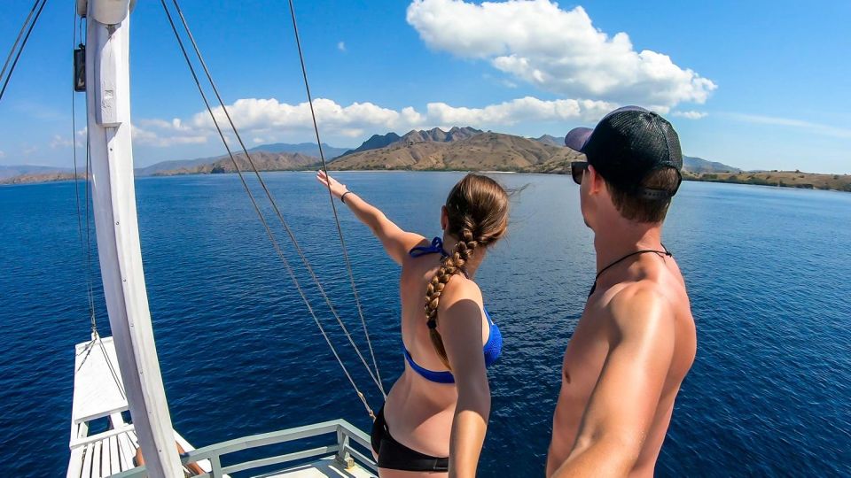 Labuan Bajo: Swim and Snorkel Komodo Island Trip With Lunch - Exploring the Pink Beach