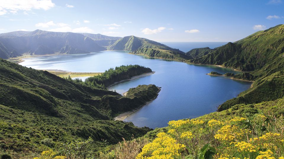 Lagoa Do Fogo: Guided Volcano Geo Tour W/ Hotsprings Bathing - Caldeira Velha Hot Springs