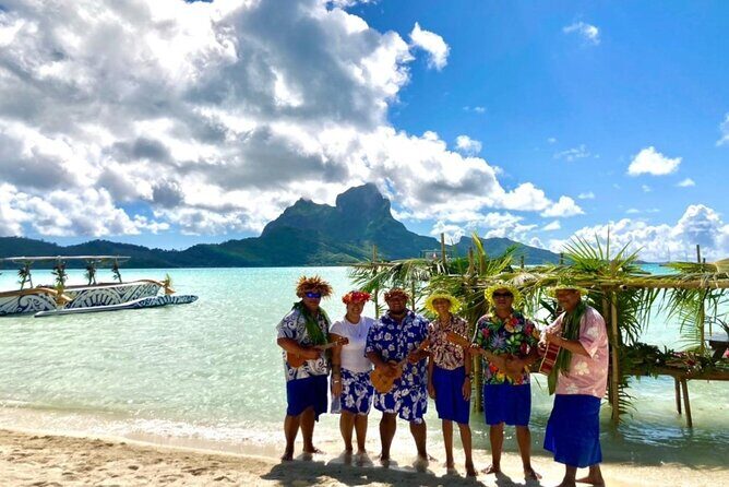 Lagoon Snorkeling Tour with Tahitian Oven Lunch in Bora Bora - Key Points