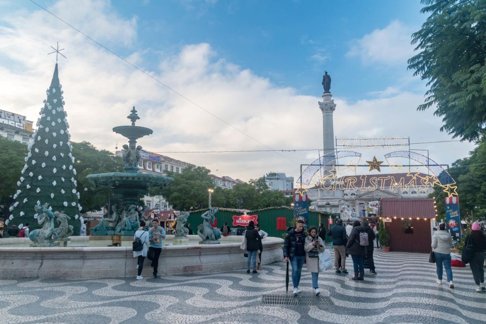 Lagos Christmas Walking Tour: Lights, History, and Harmony - Language Options