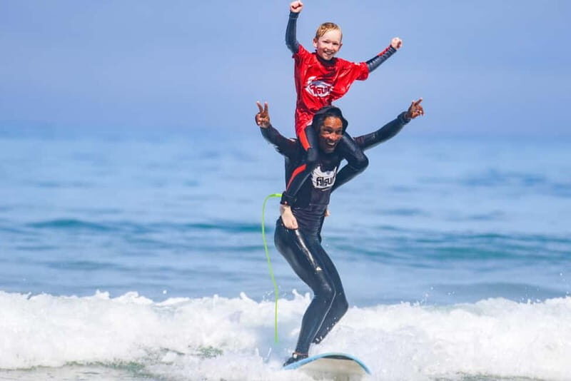 Lagos: group surf lessons for all levels - Key Points