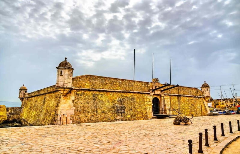 Lagos to Sagres Coastline & City Private Guided Tour - Key Points