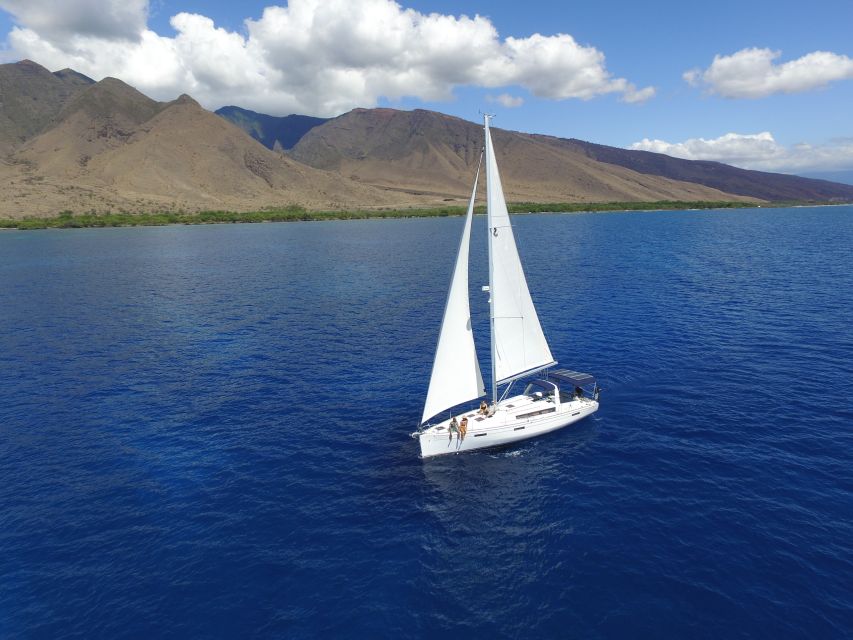 Lahaina: Private Sunset Sailing Trip & West Maui Mountains - Key Points