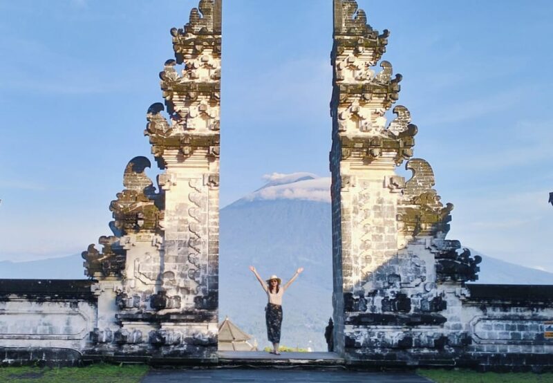 LAHANGAN SWEET SUNRISE TOUR, LEMPUYANG, TIRTA GANGGA TOUR - Inclusions