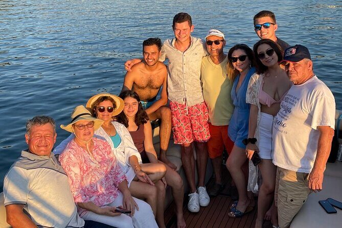 Lake Austin Boat Cruise 1.5 Hour Scenic Tour BYOB Per Person - Key Points