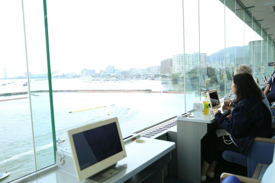 Lake Biwa Boat Race Tour - Thrill of Speedboat Racing