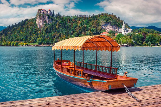 Lake Bled half day tour from Ljubljana - Stop 1: Lake Bled