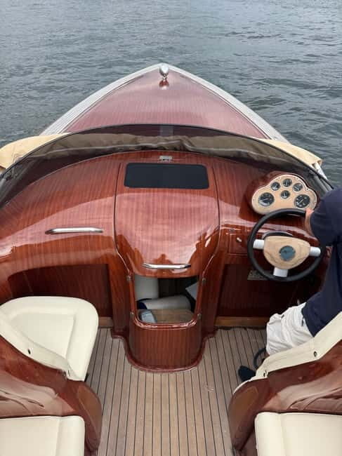 Lake Como 1 hour Luxury Private Wooden Boat Tour with driver - Final Thoughts: Is It Worth It?