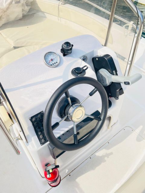 Lake Como: 5-Hour Private Boat Rental - Key Points