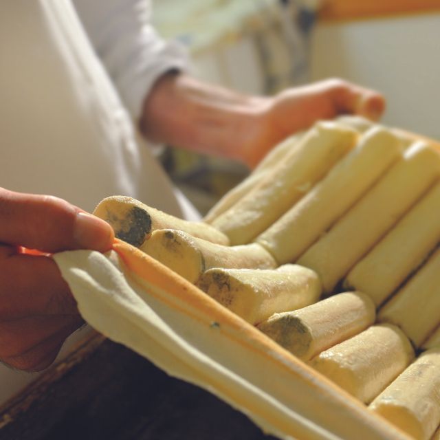 Lake Como: Cheese Tasting in Valsassina With E-Bike Tour - Timing and Meeting Point