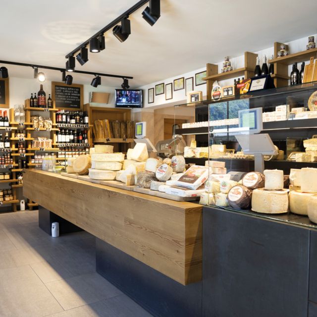 Lake Como: Cheese Tasting in Valsassina With E-Bike Tour - Recap