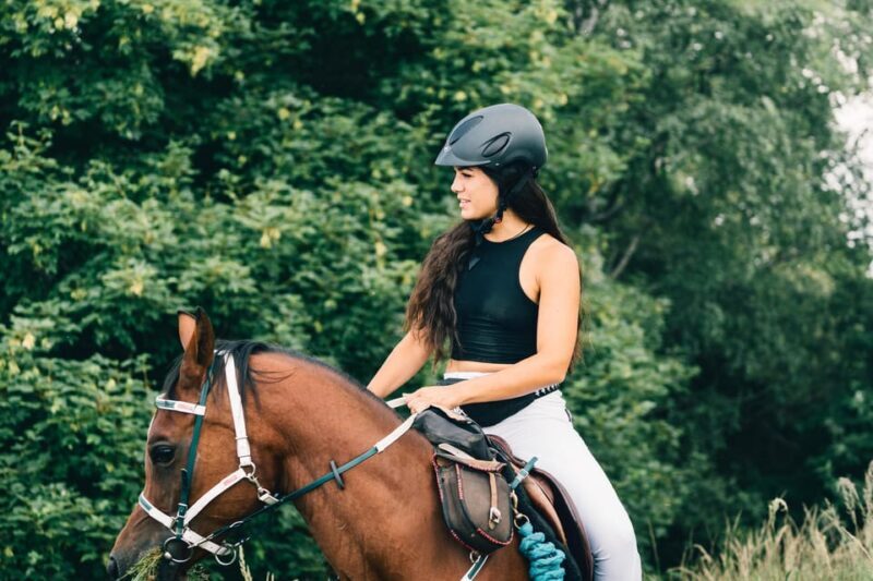 Lake Como: Horseback Riding Tour to an Ancient Village - Key Points