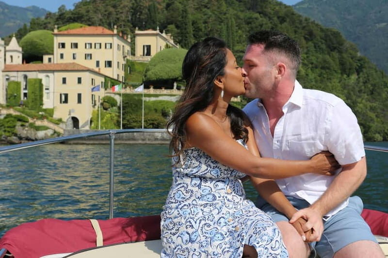 Lake Como: Proposal Boat Tour and professinal Photoshoot - An In-Depth Look at the Experience