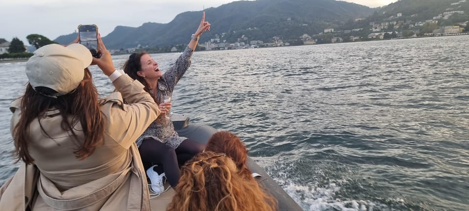 Lake Como: Shared Boat Tour and Prosecco Aperitif - Customer Reviews