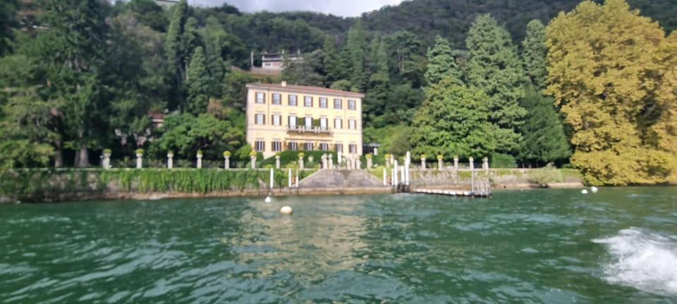 Lake Como: Shared Boat Tour and Prosecco Aperitif - Plan Your Visit