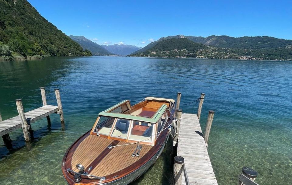 Lake Como: Unforgettable Experience Aboard a Venetian Boat - Key Points